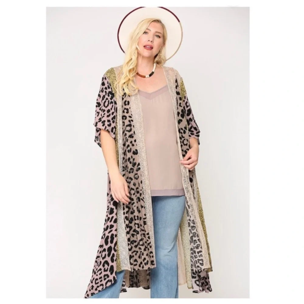 NEW Print & Lace Mixed Maxi Kimono Sizes XL & 1X Available - Picture 3 of 6